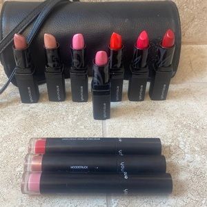Bundle of Younique Lip Products + Bag.
